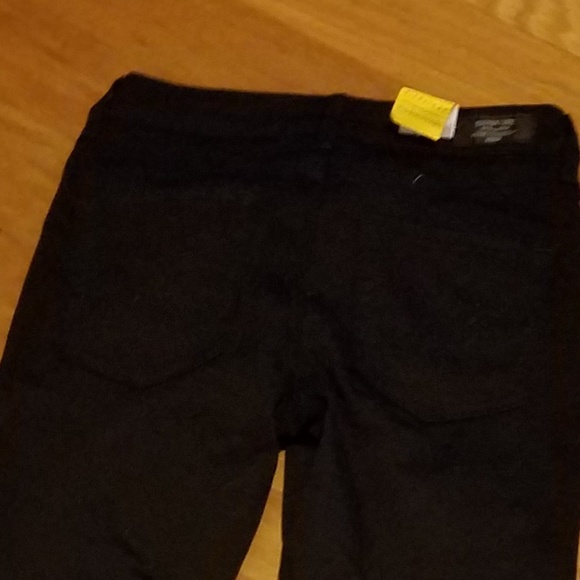 Levi Jeans - Picture 3 of 3